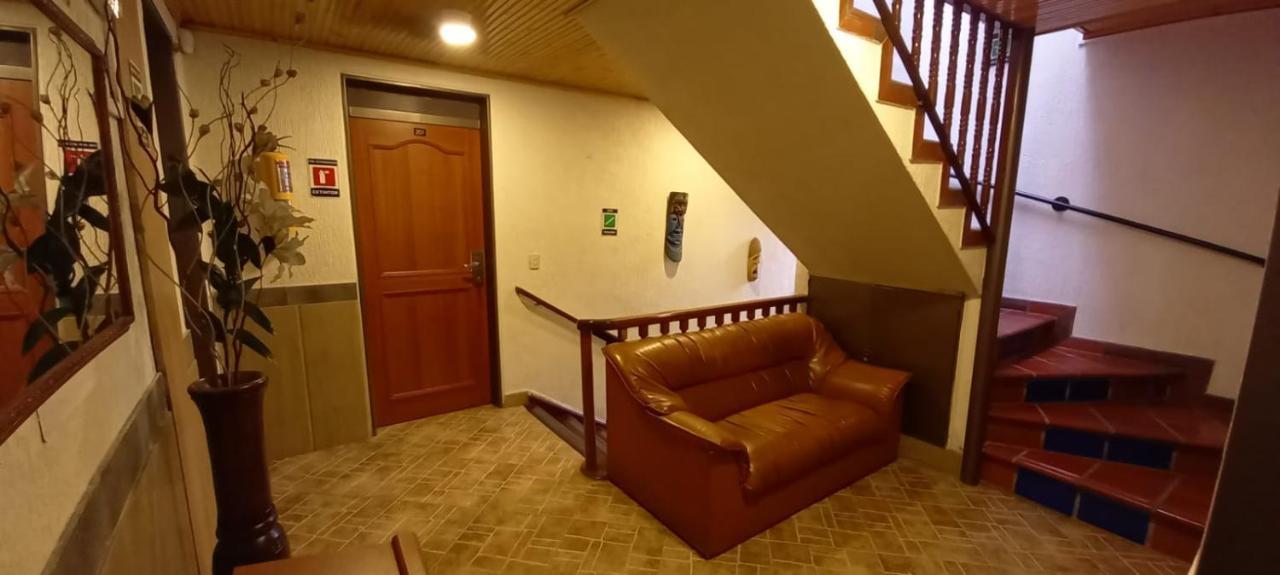 Hoteles Bogota Inn Colonial 外观 照片
